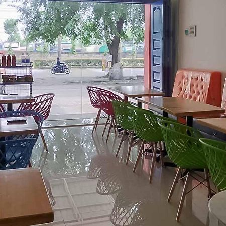 Hôtel Koolkost Syariah @ Jalan Tb Simatupang Medan à Sunggal Extérieur photo