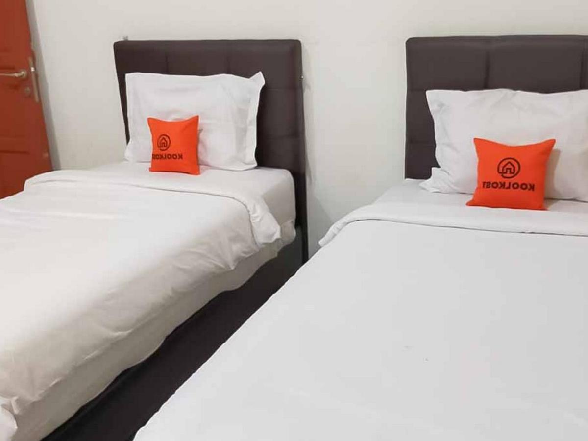 Hôtel Koolkost Syariah @ Jalan Tb Simatupang Medan à Sunggal Extérieur photo